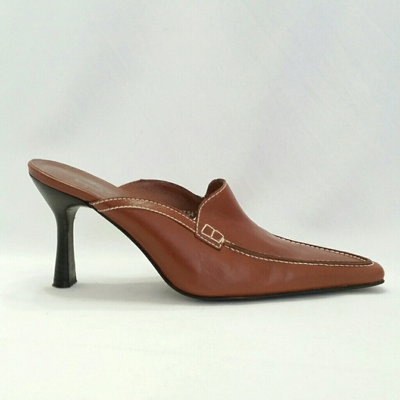 Donald J. Pliner Shoes - Donald J Pliner Size 7.5M Cognac Brown Mule Heel